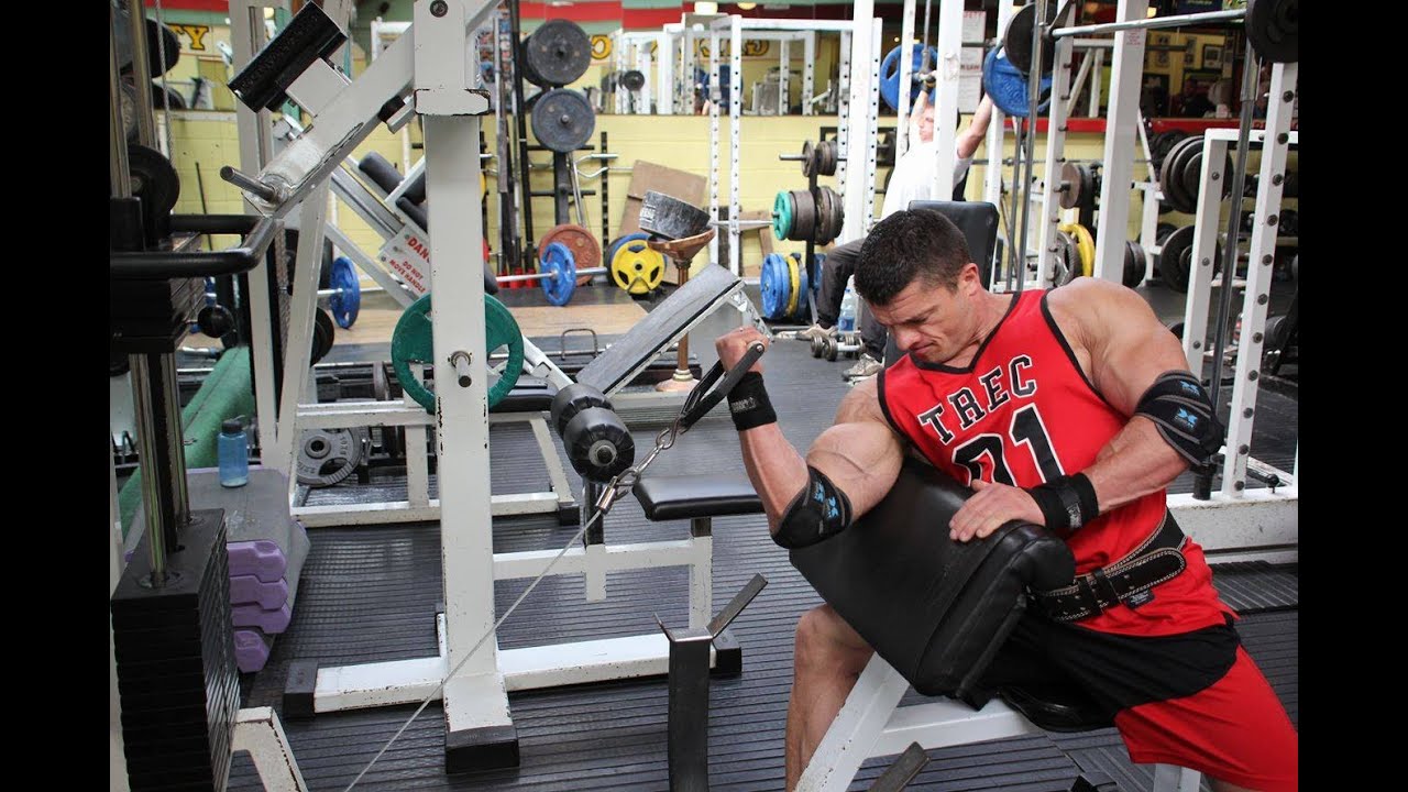 You are currently viewing Biceps:  One Arm Preacher Curl Low Pulley Cable