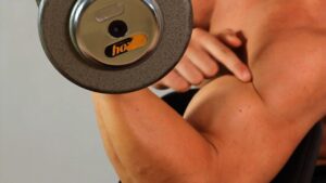 Read more about the article How to Do a Preacher Curl | Arm Workout