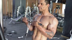 Read more about the article How to do Standing Bicep Cable Curl exactly – Biceps Workout