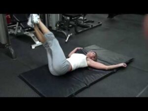 Read more about the article Abdominal Exercises – Reverse Trunk Twist