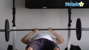 Read more about the article How To Do a Close Grip Tricep Bench Press
