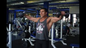LATERAL RAISES – HOW TO DO IT RIGHT