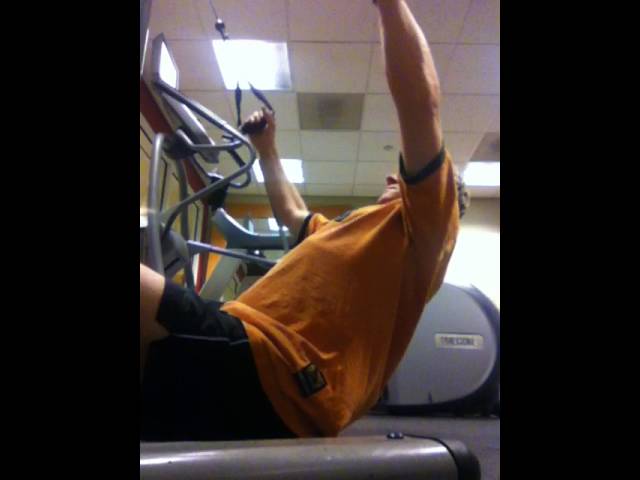 You are currently viewing Lat Pulldown Upper Back Exercise For Shoulder Stability Swimming