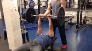 Read more about the article Lying Barbell Triceps Extension