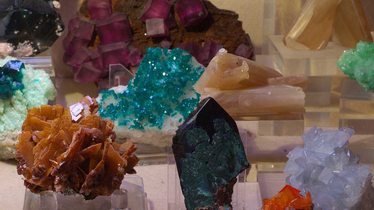 You are currently viewing Physical Geology – Minerals – What are Minerals and Their Properties?
