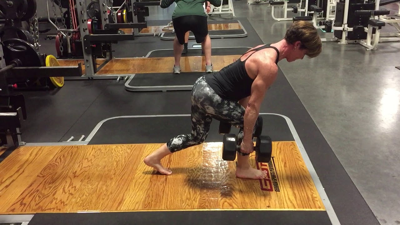 You are currently viewing Split Stance Bent Over Dumbbell Row