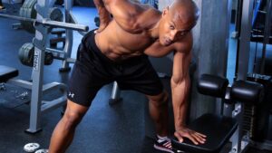 Read more about the article What Is Circuit Training? | Gym Workout