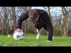 FOOTBALL FITNESS – How to get fit and improve your game STRskillSchool