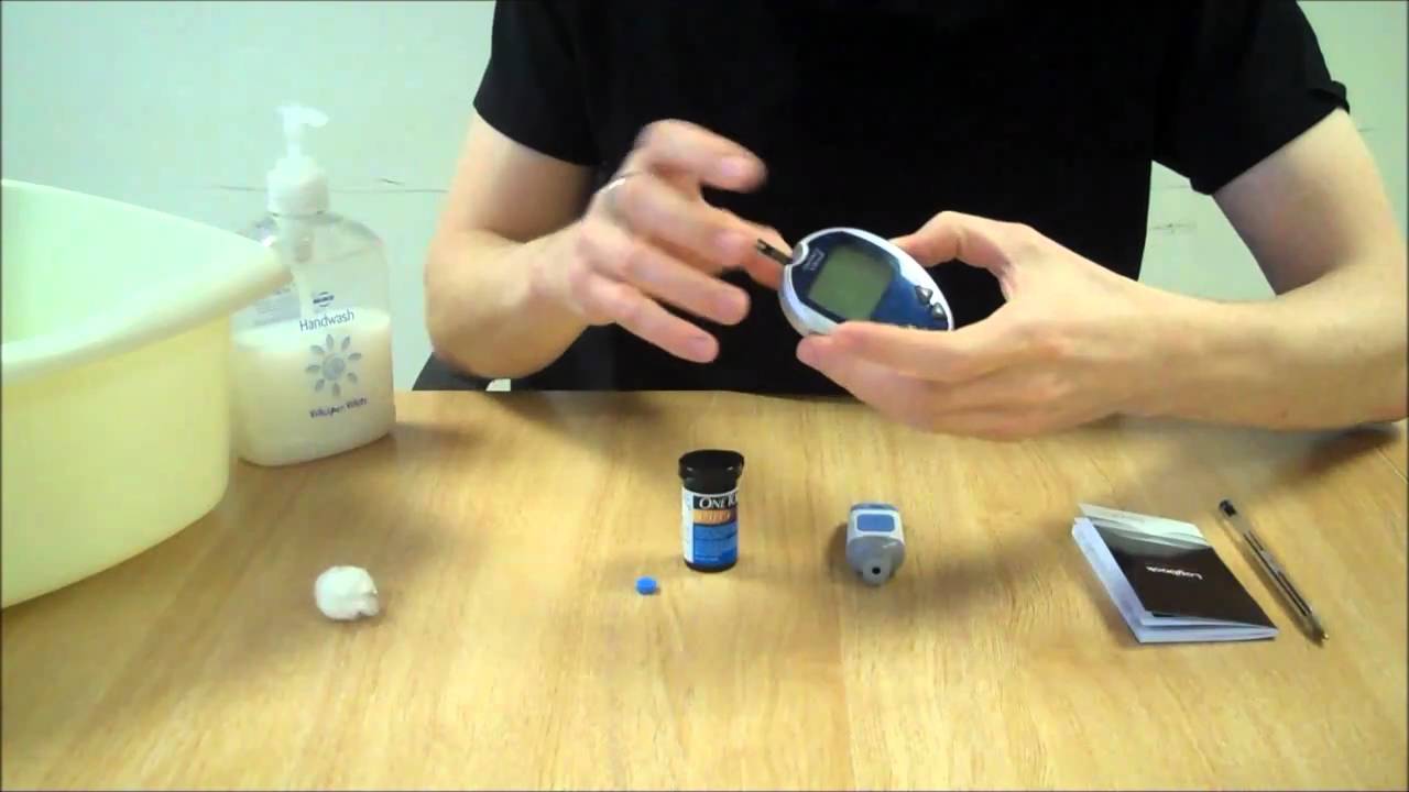 You are currently viewing How to test your blood glucose (sugar) levels