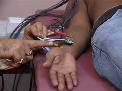 You are currently viewing how to take ECG
