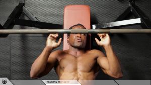 BUILD THE LOWER CHEST: Correct method using the DECLINE BENCH PRESS
